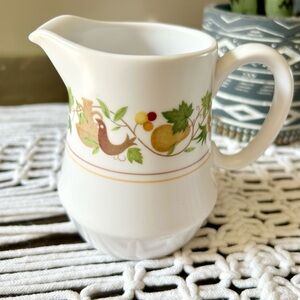 VINTAGE Noritake Progression Homecoming Creamer